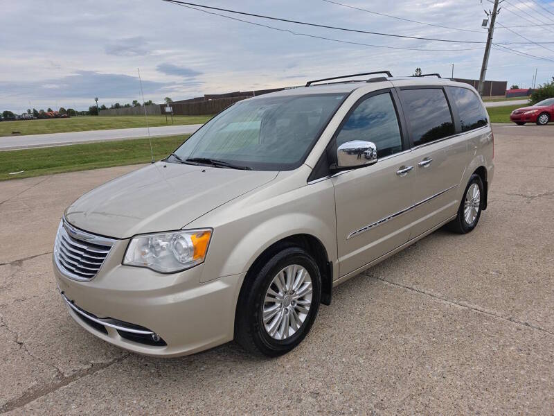chrysler town & country 2015 2C4RC1GG2FR596864 image chrysler town & country 2015 2C4RC1GG2FR596864 image